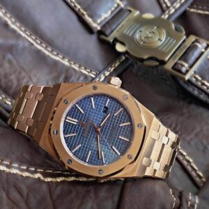 Audemars-Piguet-Royal-Oak-gold2.jpg Audemars-Piguet-Royal-Oak-gold2.jpg