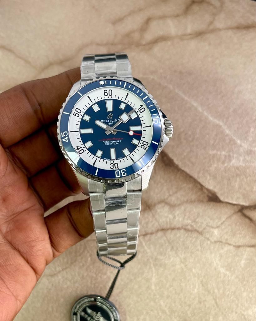 Breitling-1.jpg Breitling-1.jpg