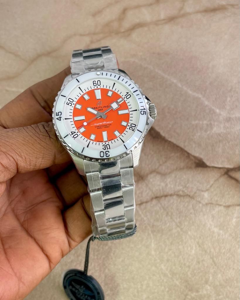 Breitling-2.jpg Breitling-2.jpg