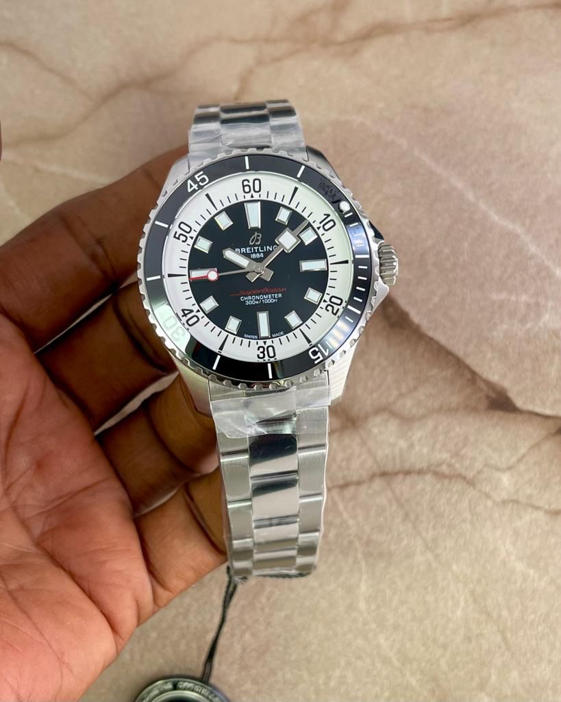 Breitling-7.jpg Breitling-7.jpg