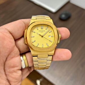 Patek-Philippe-Nautilus-Gold.jpg